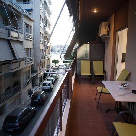 Cozy Apartment With Sea View Next To Marina Zeas Piraeus Buitenkant foto